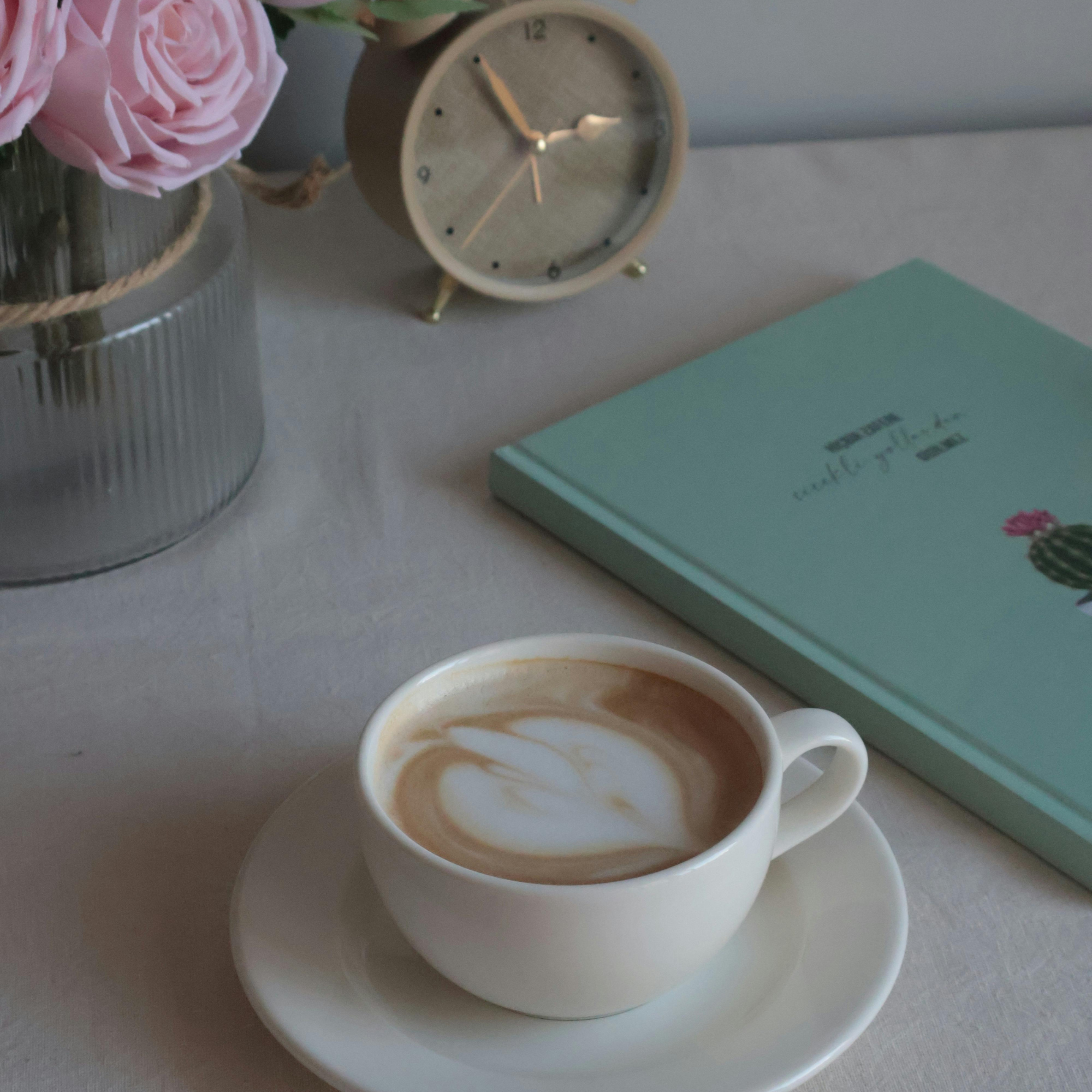 Faith & Finance Companion Journal Volume 1: Gentle Space for Reflection, Prayer & Alignment